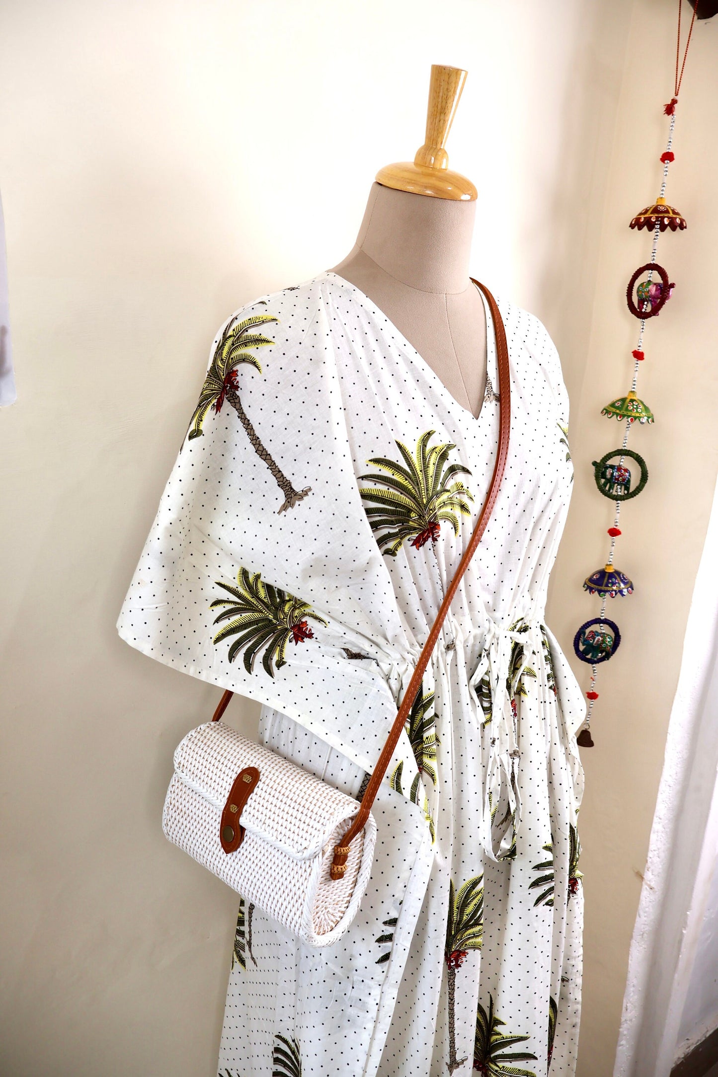 White Rattan Bali Bag, Shoulder Bag, Handwoven Crossbody Purse, Braided Straw Bag, Bohemian Style Rattan Bags, Gift for her