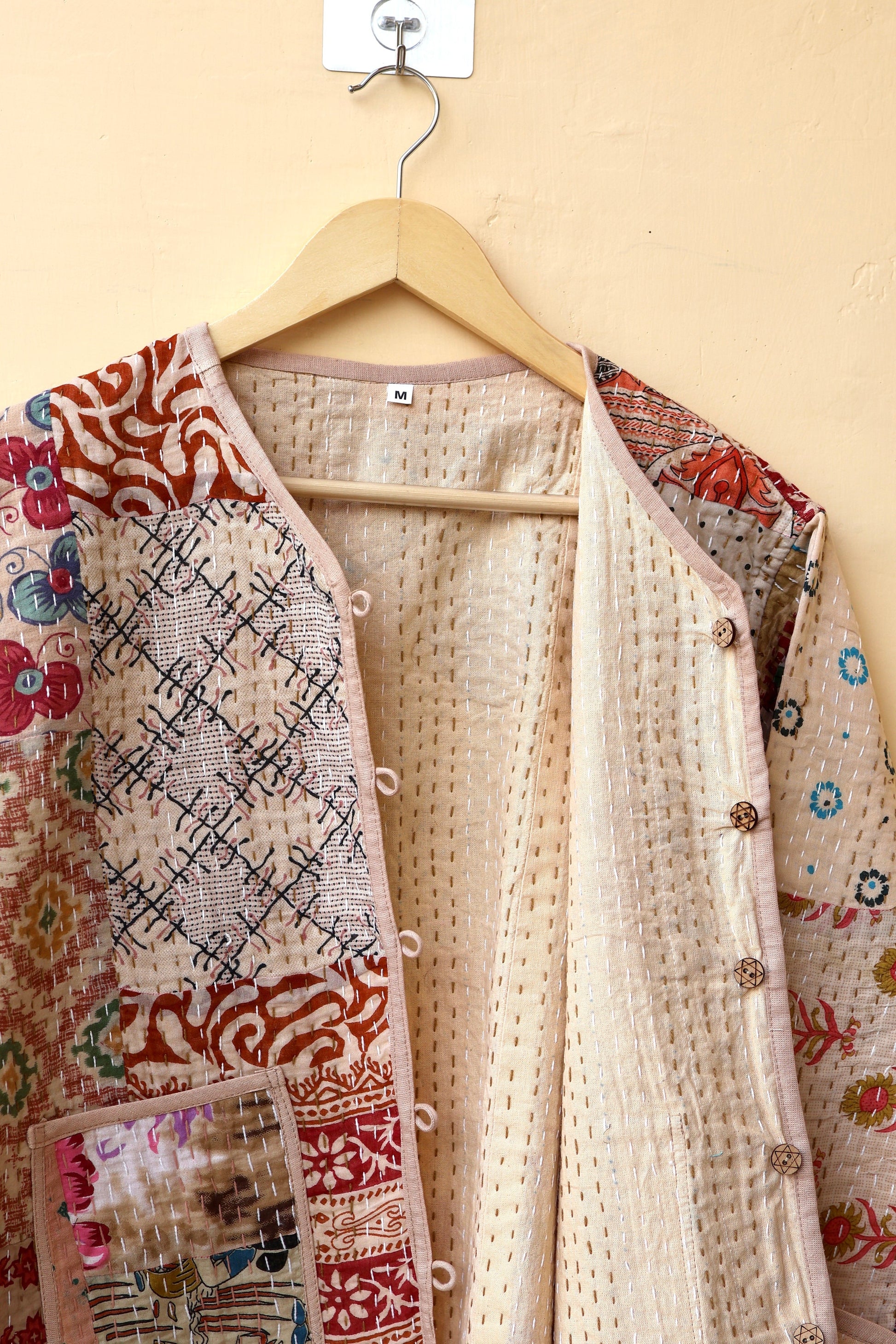 Patchwork Kantha Quilted Jacket, Handmade Floral Bohemian Style Patchwork Women's Coat, Winter Fall Spring Reversible Kantha Jacket for Her