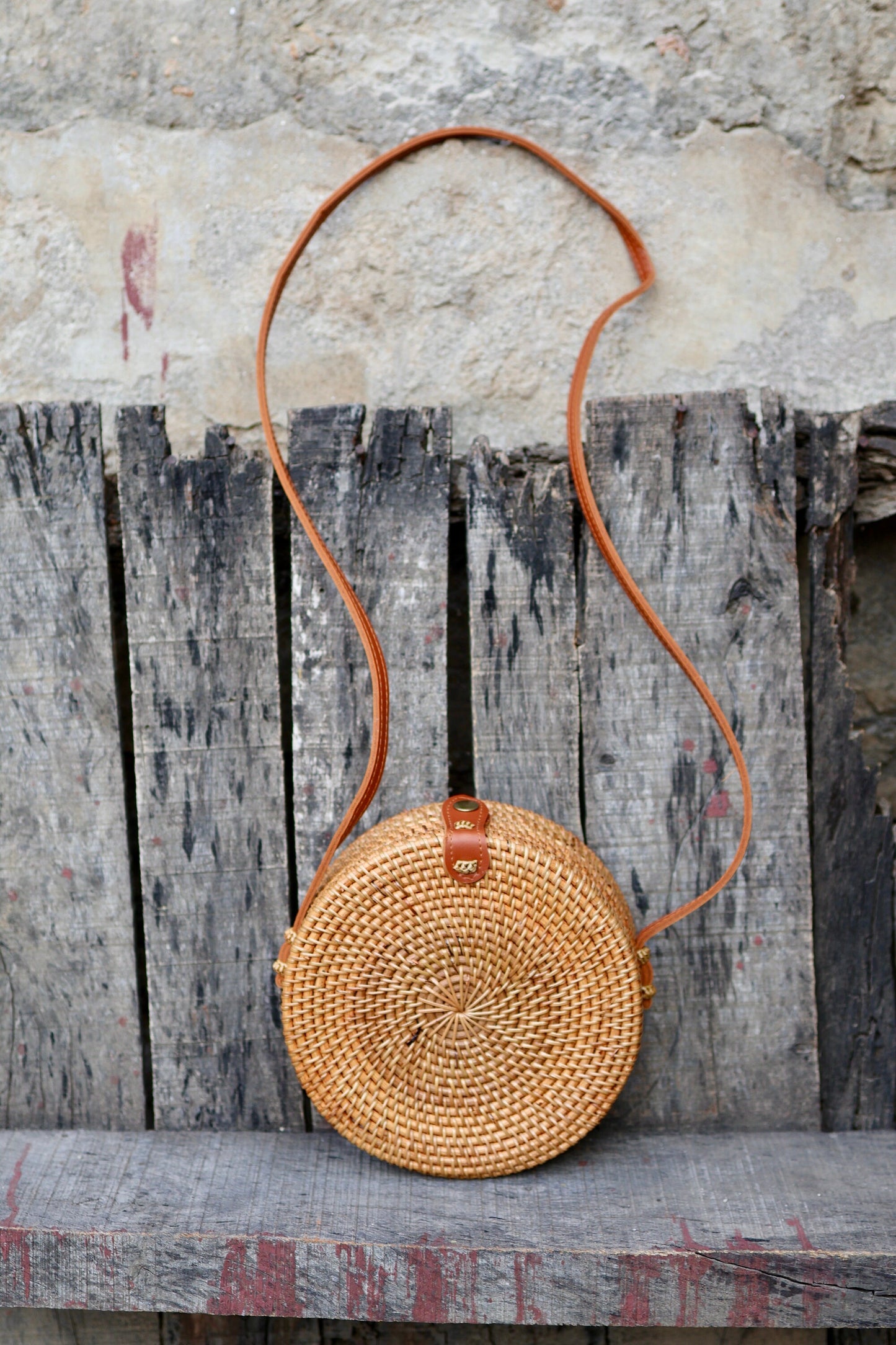 Round Rattan Bag with Flower Weaving, Bali Bag Handwoven Crossbody Purse, Braided Straw Bag, Bali Sling Bags, Rattan Bags, Gift for her