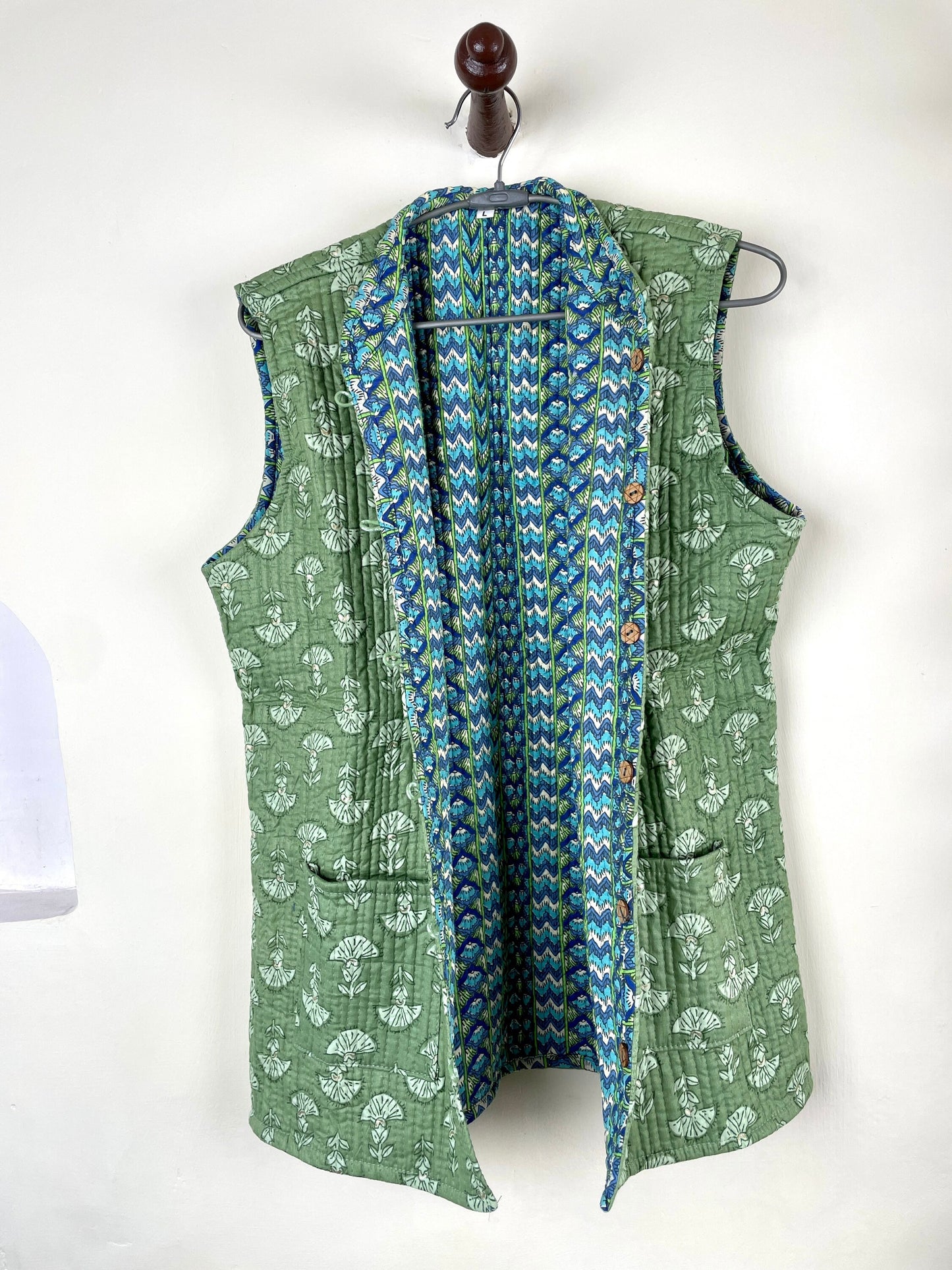 Indian Handmade Quilted Cotton Sleeveless Jacket Green & Blue Stylish Women's Coat, Reversible Jacket for Her
