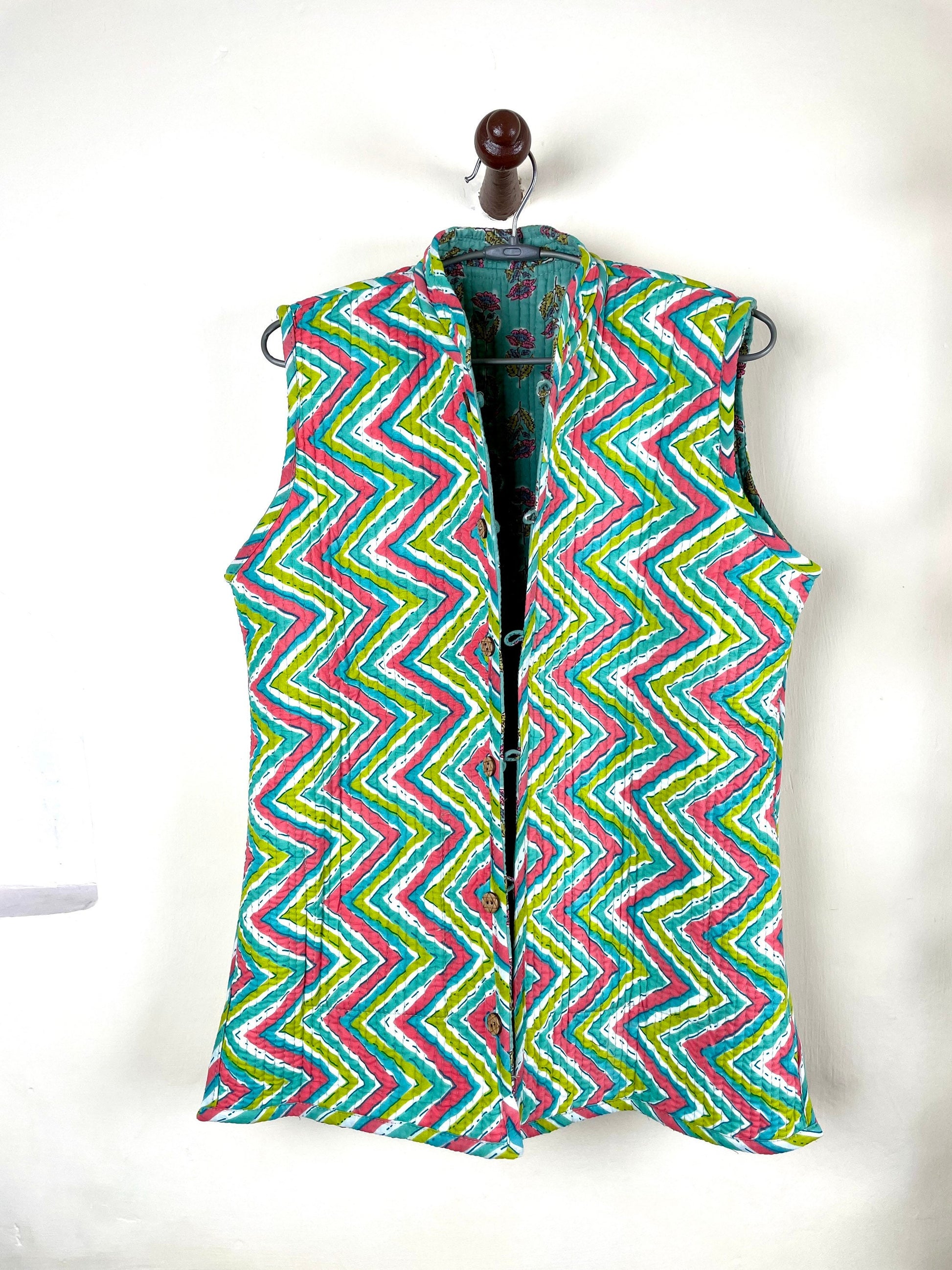 Indian Handmade Quilted Cotton Sleeveless Jacket Blue & Green Stylish Women's Coat, Reversible Jacket for Her