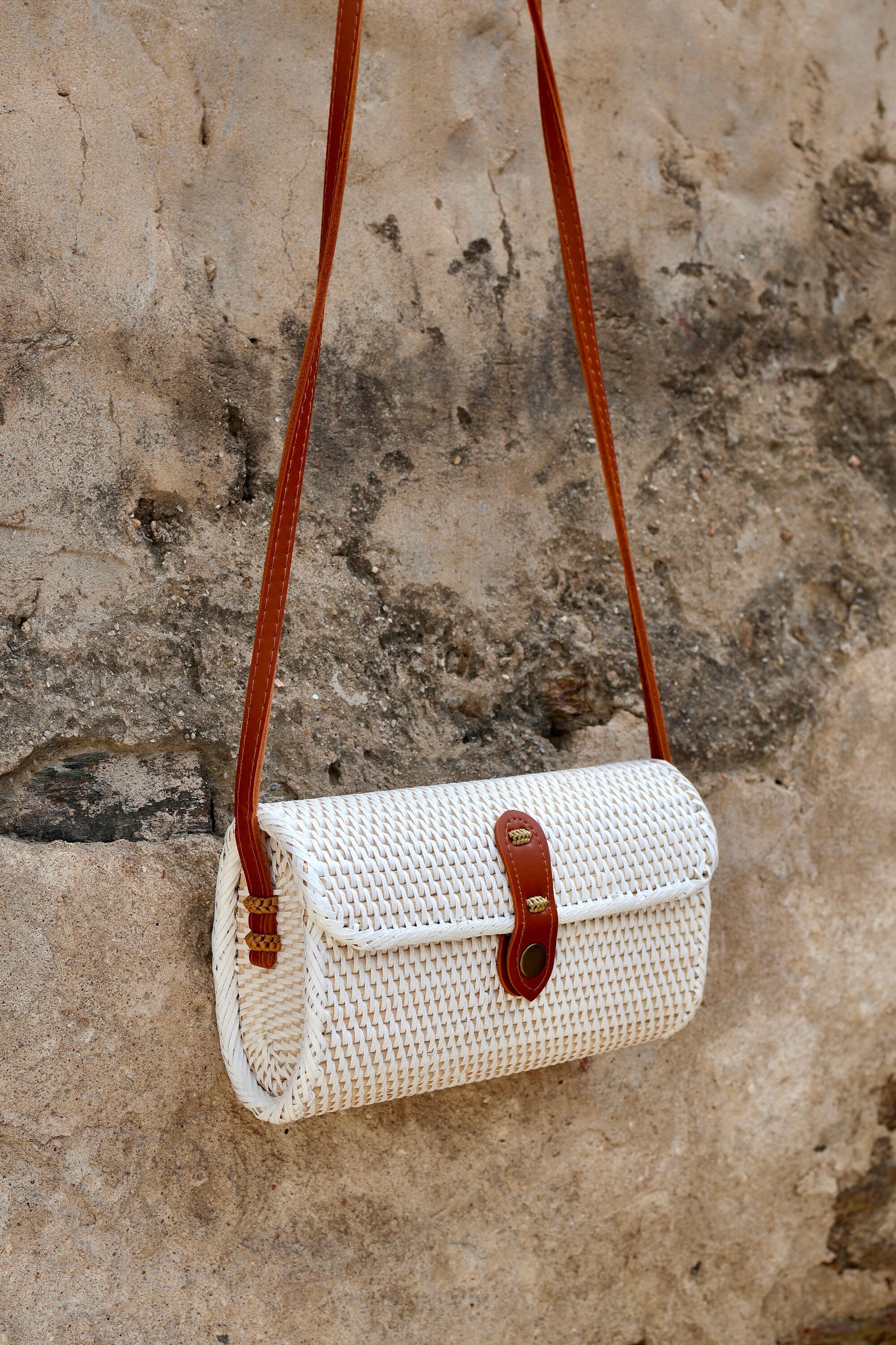 White Rattan Bali Bag, Shoulder Bag, Handwoven Crossbody Purse, Braided Straw Bag, Bohemian Style Rattan Bags, Gift for her