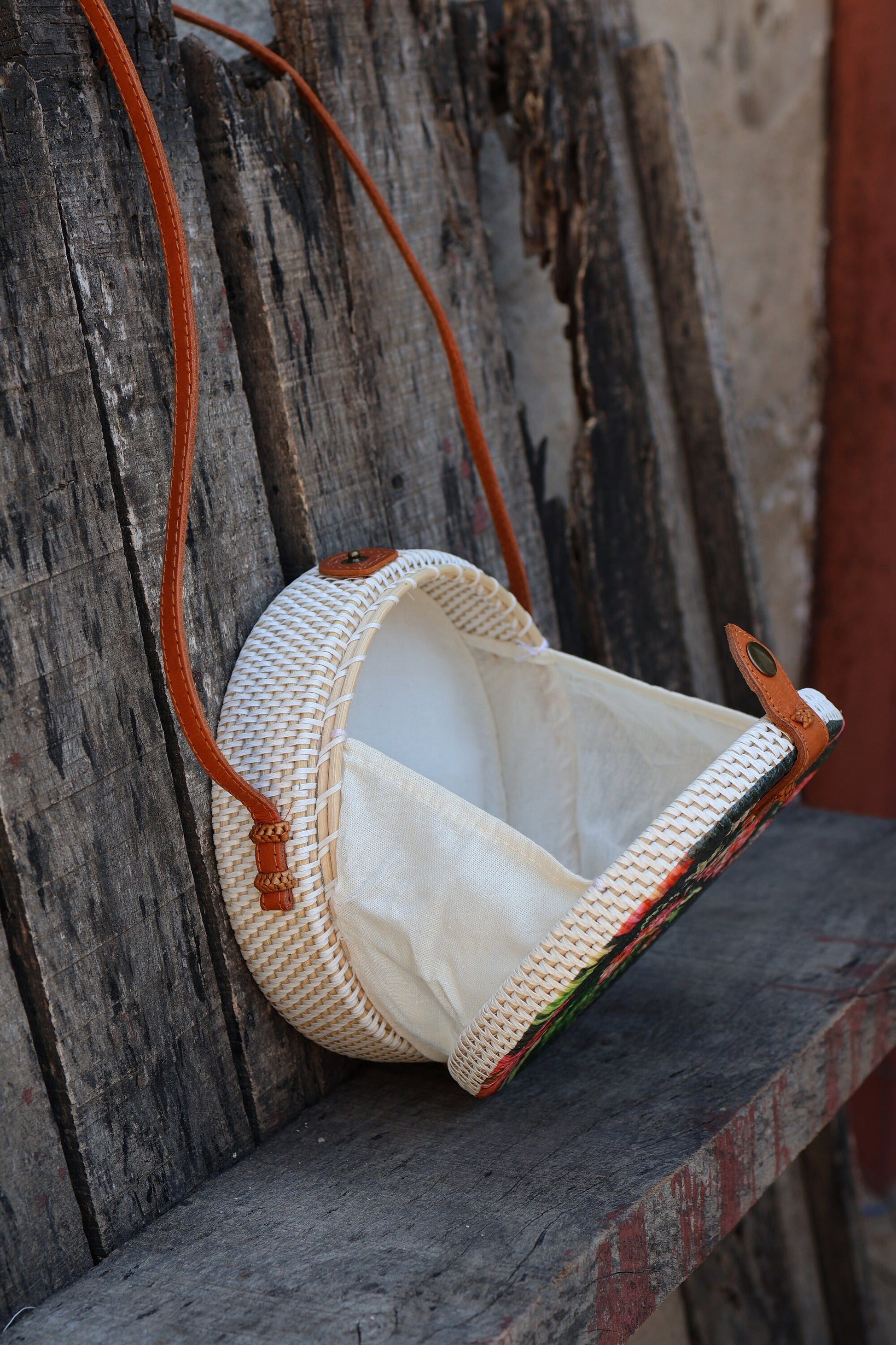 Colorful Round Rattan Bags, Bali Bag, Braided Straw Bag, Woven Crossbody Purse, Bali Sling Bags, Bohemian Rattan Bags, Gift for her